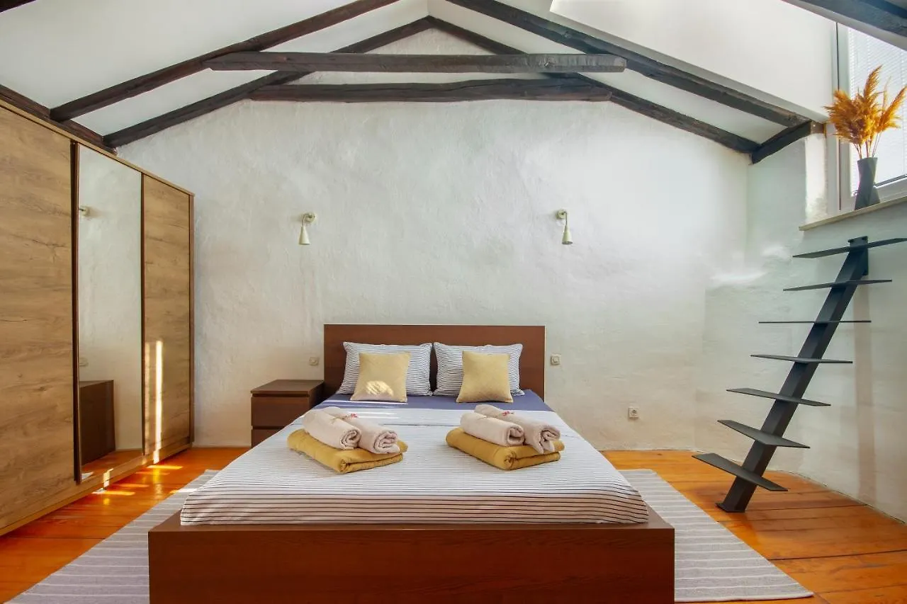 Feriehus Authentic Istrian Villa Stazione With Pool Cabrunici